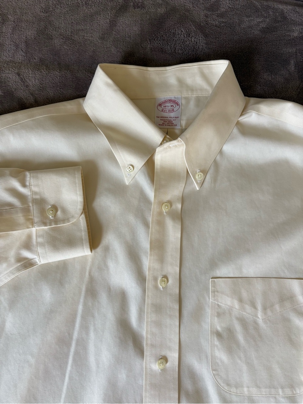 Brooks Brothers Dress Shirt Mens 16.5 35 Solid Butter Yellow Classic Fit Cotton